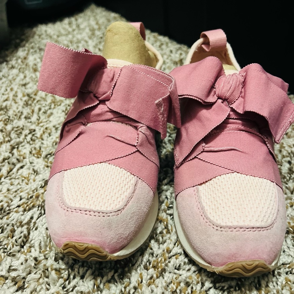 Gianni Bini Pink Kids Sneakers with Bows
